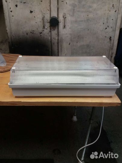 Светильник с аккамулятором