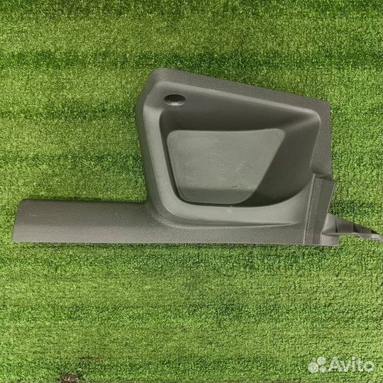 Накладка внутренняя на порог задняя левая Ford 2