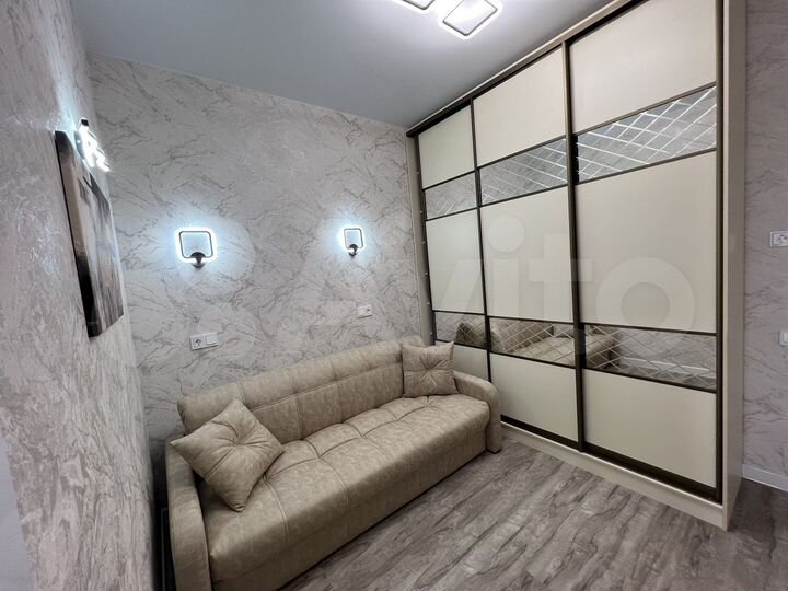 2-к. квартира, 42 м², 8/9 эт.