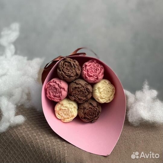 Букет из шоколадных роз