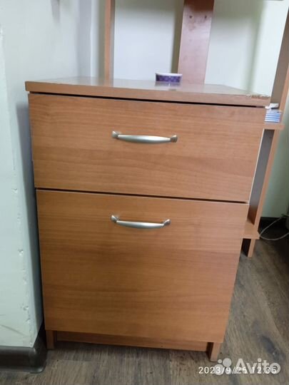 Тумбы офисные бу