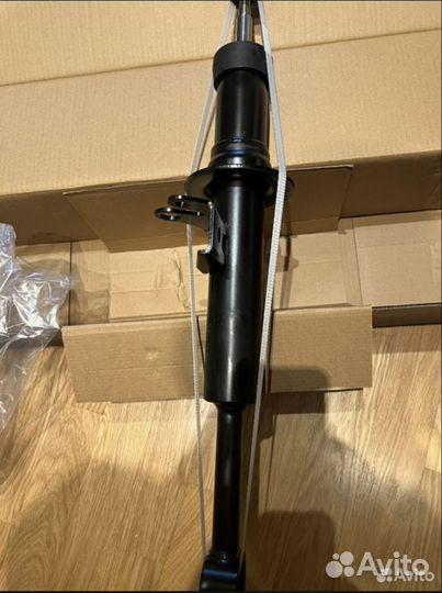 Амортизаторы передние BMW F10