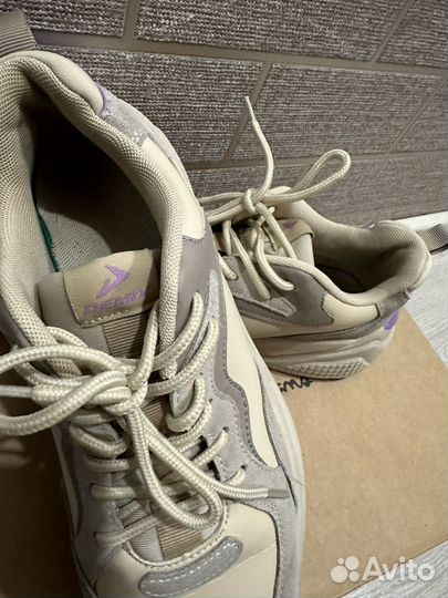 Кроссовки женские demix