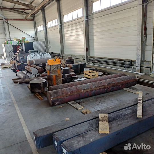 Распиловка металла на ленточной пиле