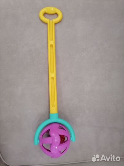 Каталка-развивающие игрушки