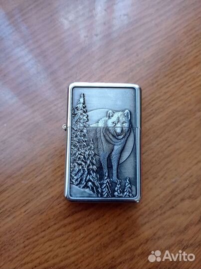 Зажигалка типо zippo