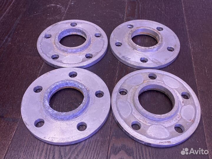 Проставки колесные