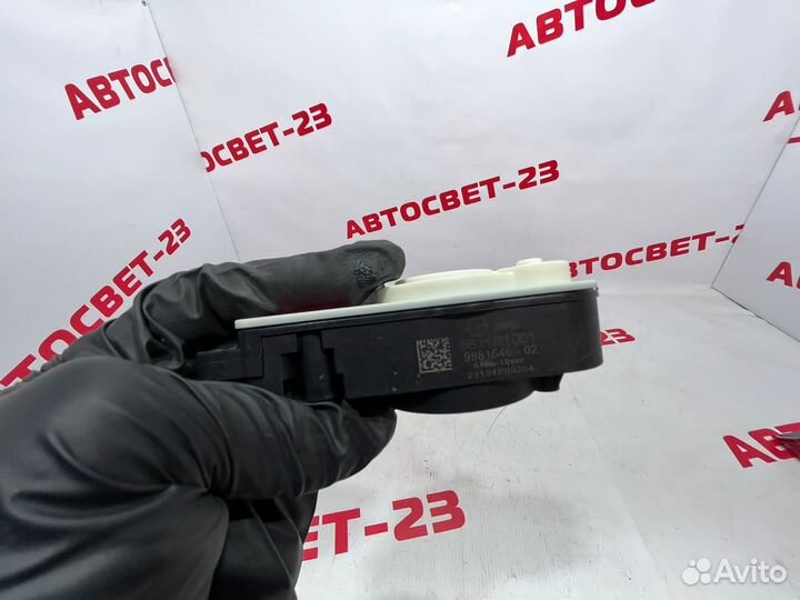 Bmw X5 G05 X7 G07 G30 G20 Моторчик Жалюзи 2428