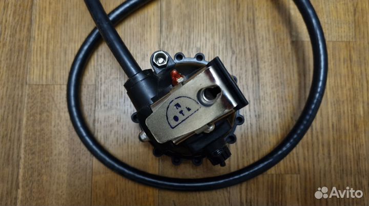 Светильник головной аккумуляторный с герметичной б