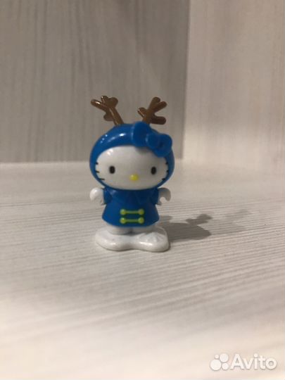 Хеллоу китти из киндера