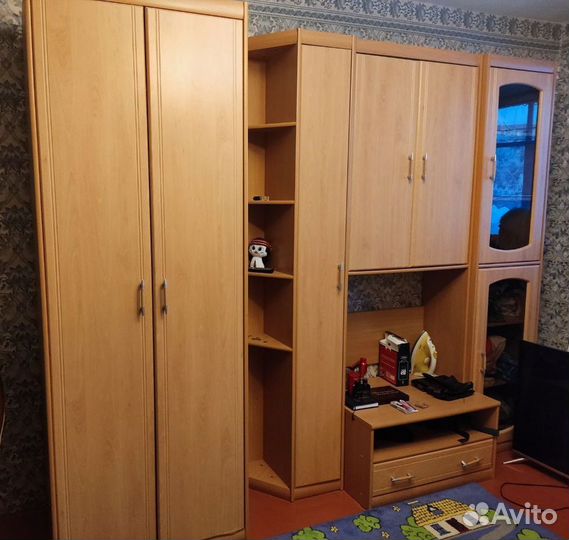 Стенка в гостиную со шкафом