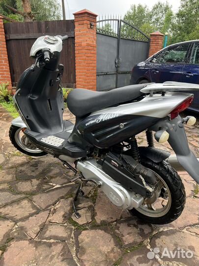 Скутер abm flash