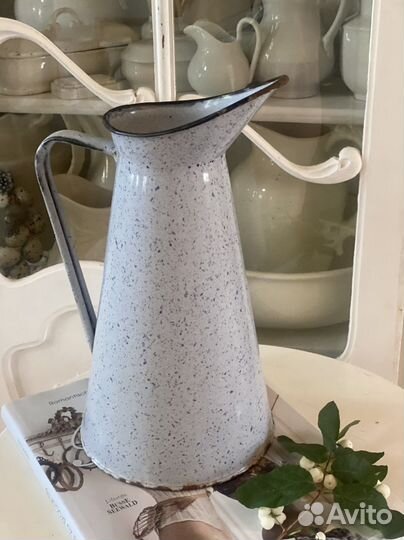 Кувшин эмалированный