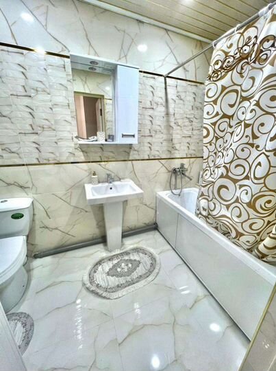 2-к. квартира, 60 м², 4/9 эт.