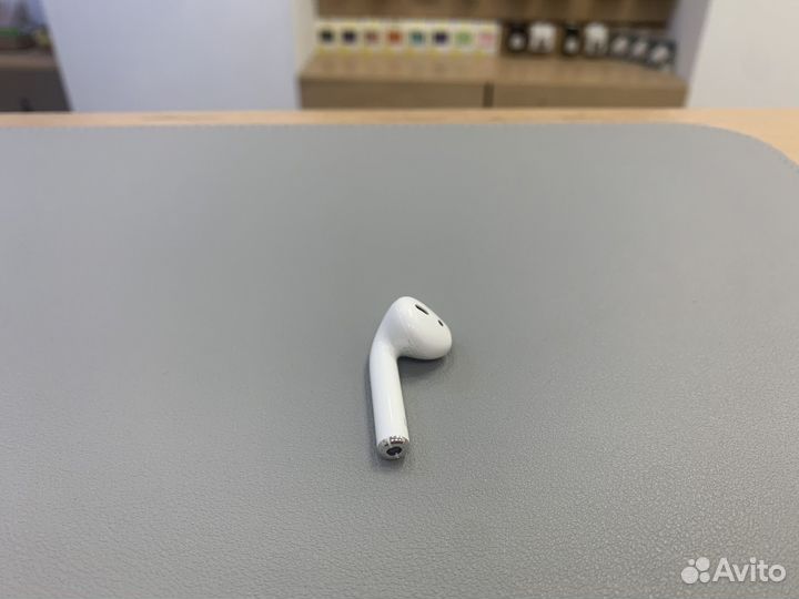 Левый наушник AirPods 2