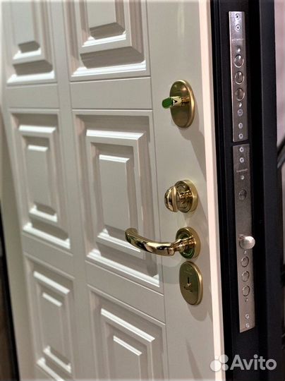 Двери входные металлические