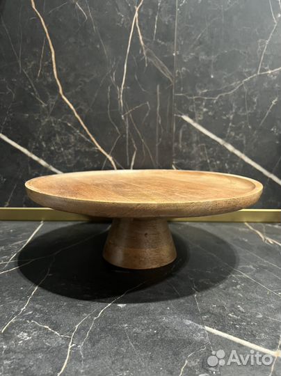 Деревяный поднос на ножке H&M home