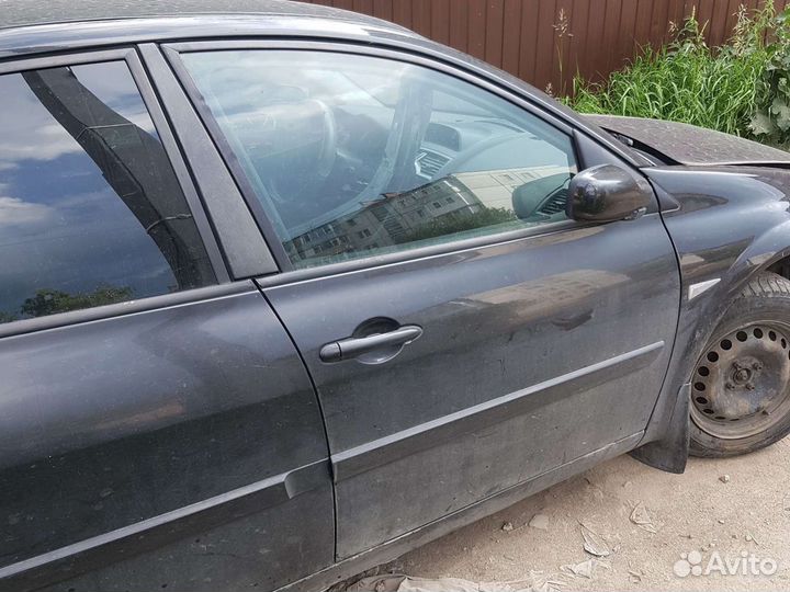 Дверь передняя правая renault megan 2