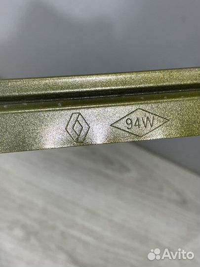 Направляющая стекла Renault logan stepway 2 Лев