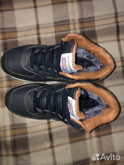 Кроссовки зимние