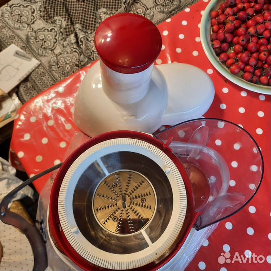 Соковыжималка Мулинекс 700 вт