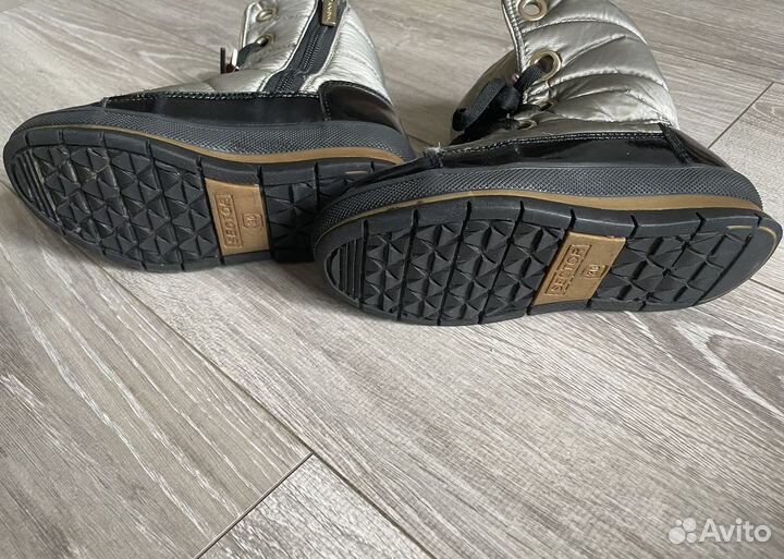 Зимние ботинки для девочки