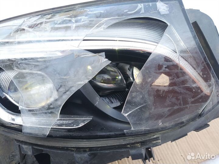 Фара правая Mercedes GLC X253