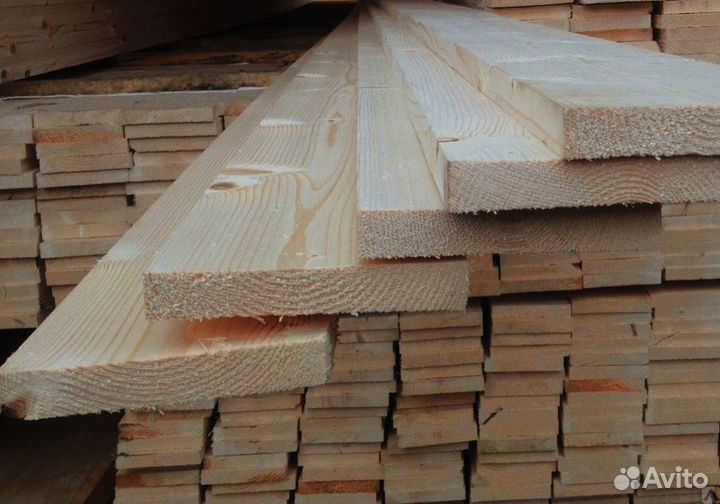 Строительный материал, доски из сосны