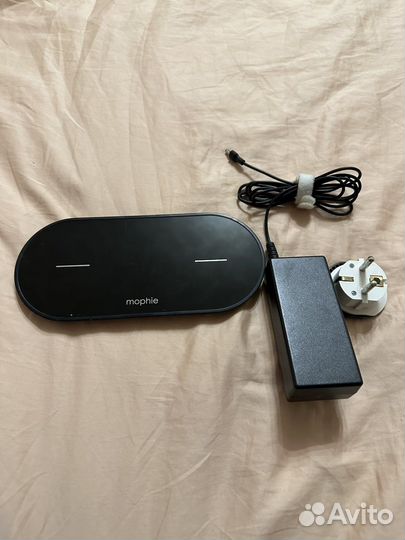 Беспроводная зарядка для iPhone mophie