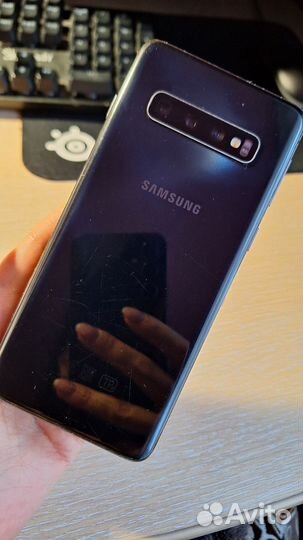 Samsung Galaxy S10, 8/128 ГБ