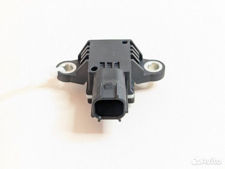 Датчик удара AIR BAG передний левый Hyundai Tucson