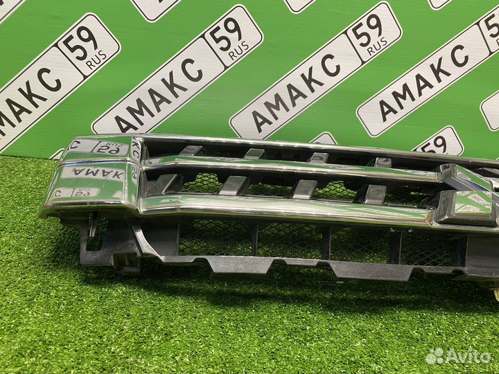 Решетка облицовки радиатора mitsubishi pajero 4