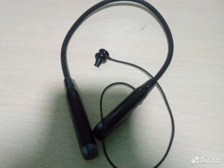 Беспроводные наушники