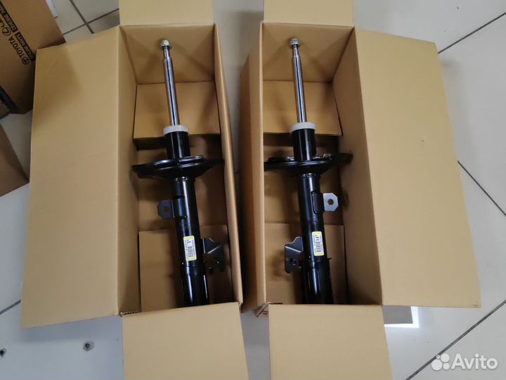 Амортизаторы передней подвески lexus rx300 330 350