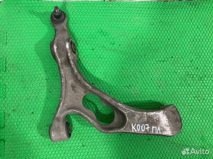 Рычаг подвески нижний передний левый Volkswagen