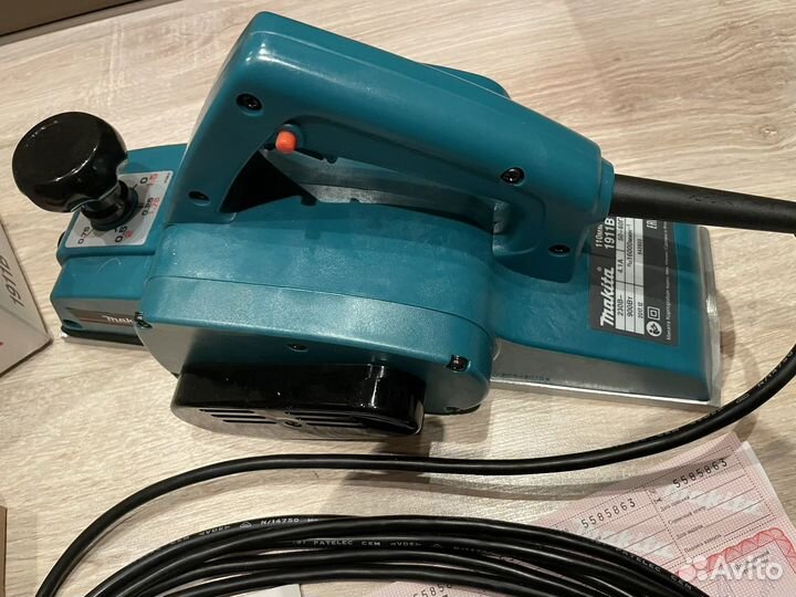 Рубанок Makita 1911b новый