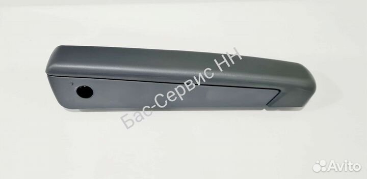 Подлокотник водительского сиденья