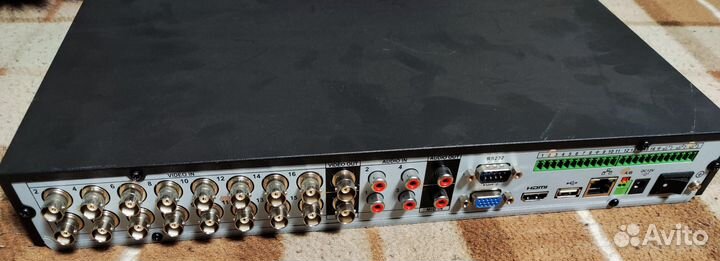 Видеорегистратор RVI R16LB-PRO на 16 камер