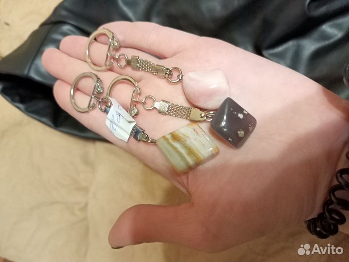 Брелки из натуральных камней