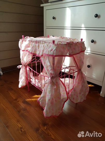 Кровать для куклы