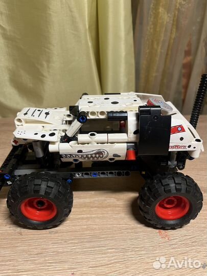 Lego technic монстр трак