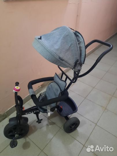 Детский велосипед с ручкой