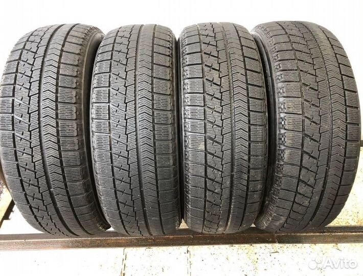 Bridgestone Blizzak VRX 205/60 R16 99W