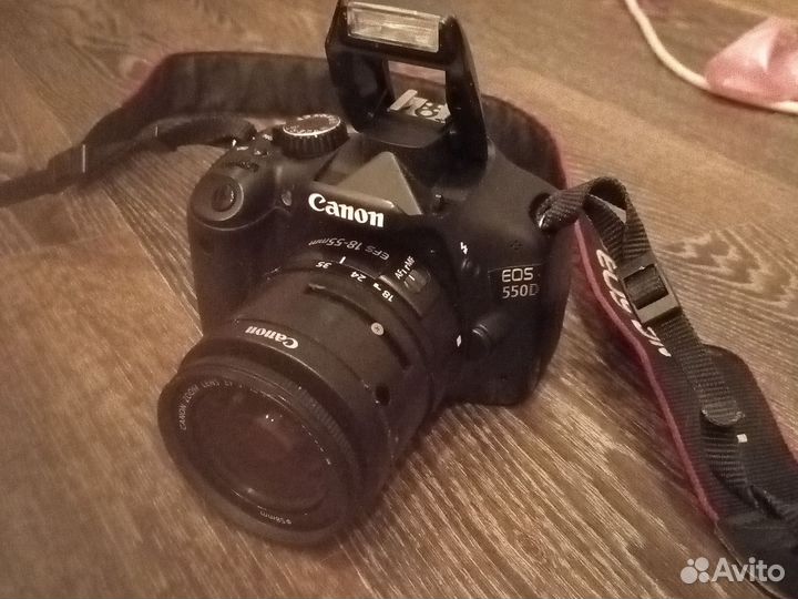 Зеркальный фотоаппарат canon