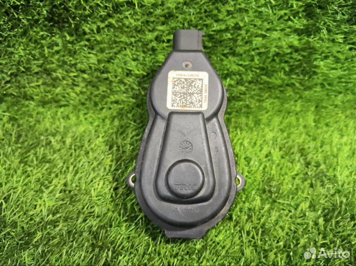 Мотор стояночного тормоза Audi A8 D4 cgwa 2011