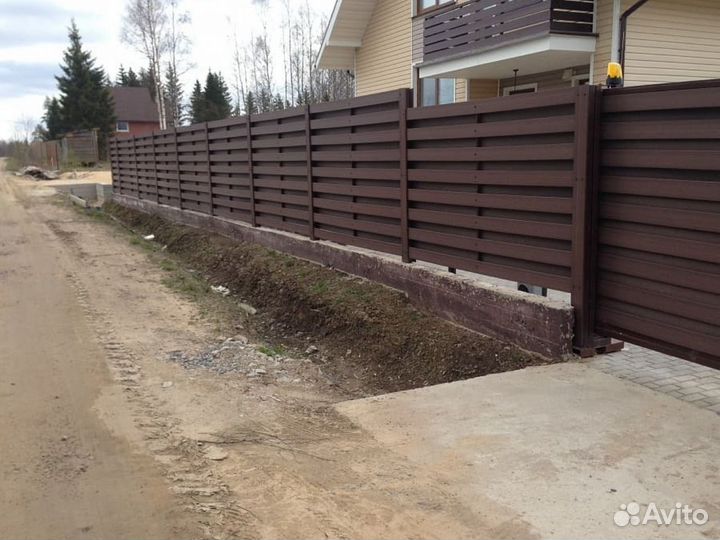 Забор из доски дпк