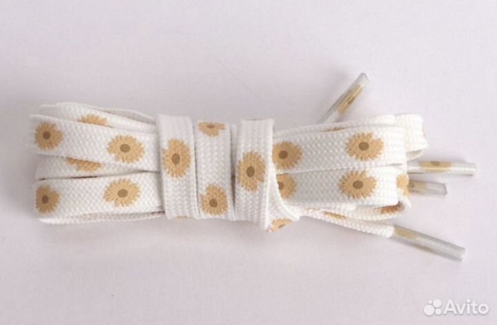 Шнурки с маргаритками 100 см