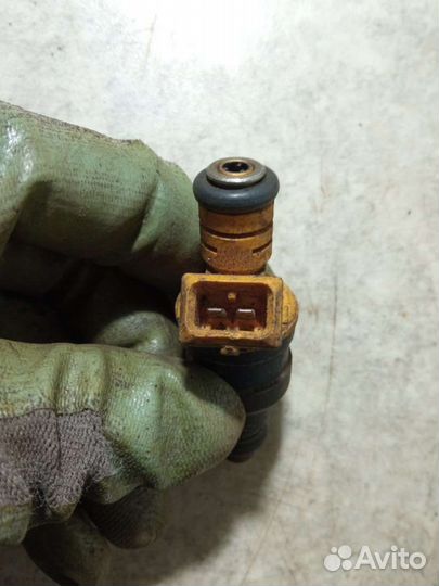 Форсунка Peugeot 605 280150762