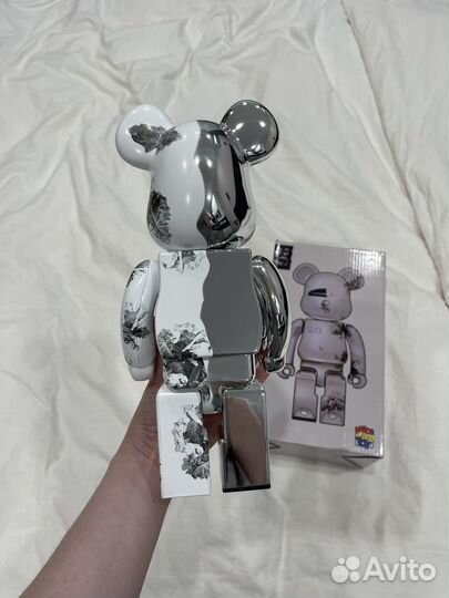 Медведь bearbrick 2G робот