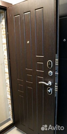 Входные металлические двери Ferroni